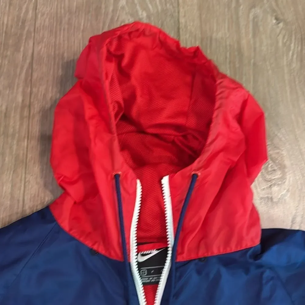 NEW! NIKE MENS AMERICANA WINDBREAKER RETAILS $115! SIZE SMALL